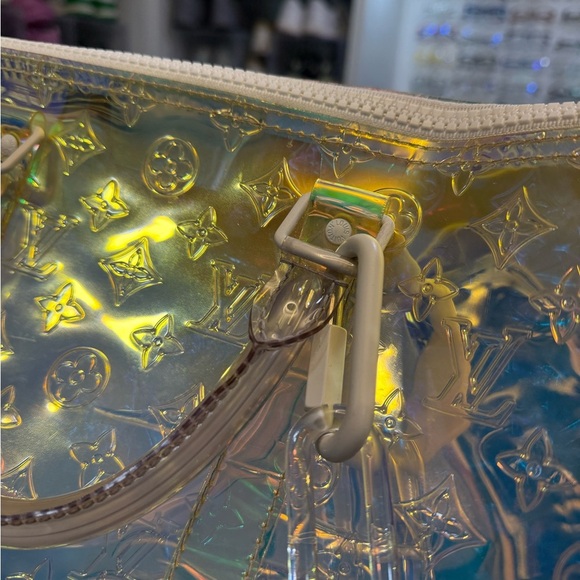 Louis Vuitton Monogram Prism Keepall Bandouliere 50 Boston Bag M53271 - Picture 5 of 11